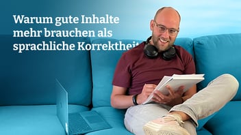 PR-Text-Experte Tobias Wesselmann bei der Textkorrektur